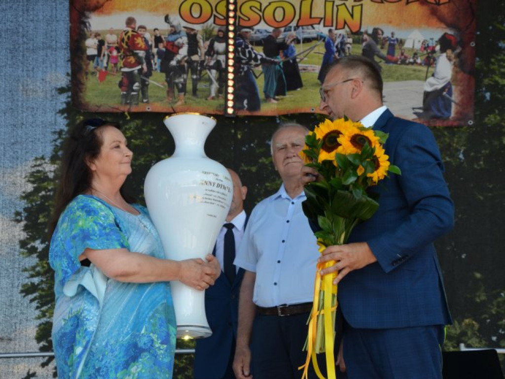 Finał konkursu pięknego czytania na jubileuszowym pikniku w Ossolinie [zdjęcia]