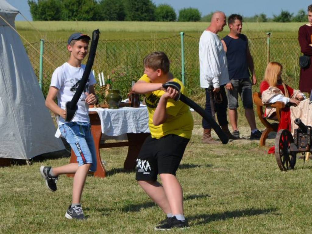 Finał konkursu pięknego czytania na jubileuszowym pikniku w Ossolinie [zdjęcia]
