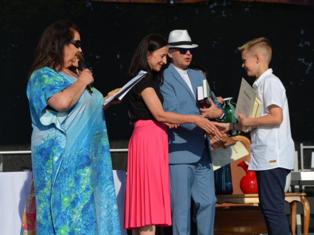 Finał konkursu pięknego czytania na jubileuszowym pikniku w Ossolinie [zdjęcia]