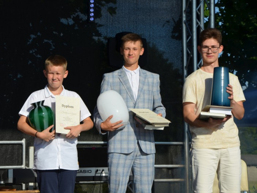 Finał konkursu pięknego czytania na jubileuszowym pikniku w Ossolinie [zdjęcia]
