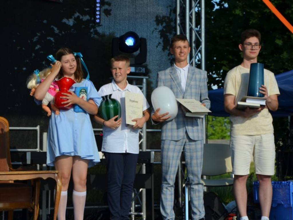 Finał konkursu pięknego czytania na jubileuszowym pikniku w Ossolinie [zdjęcia]