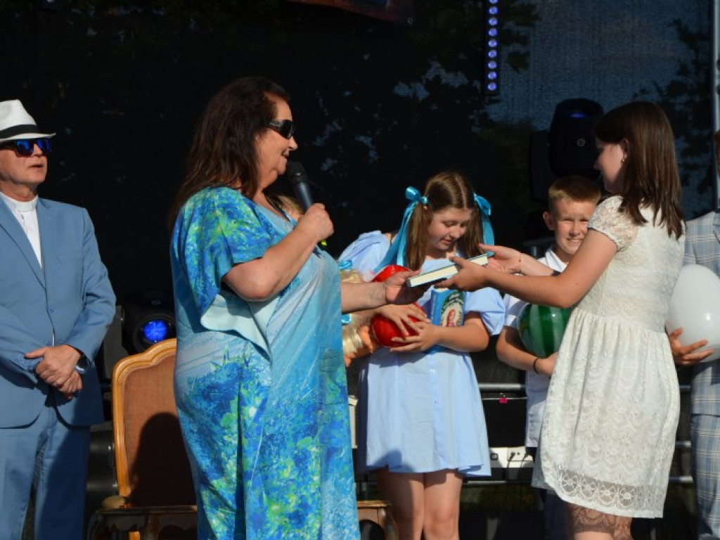 Finał konkursu pięknego czytania na jubileuszowym pikniku w Ossolinie [zdjęcia]