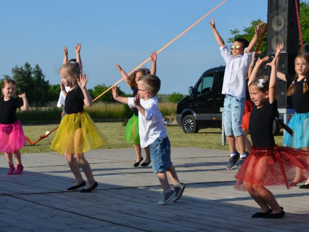 Finał konkursu pięknego czytania na jubileuszowym pikniku w Ossolinie [zdjęcia]