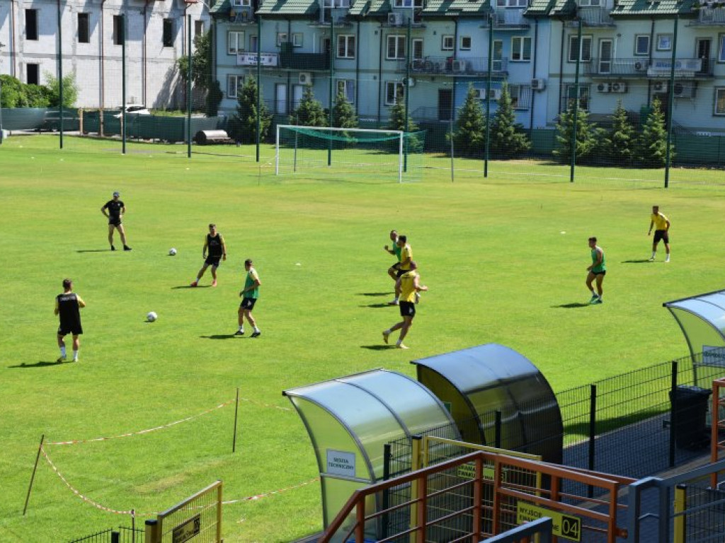 Siarka Tarnobrzeg rozpoczęła już przygotowania do gry w 2 lidze [zdjęcia]