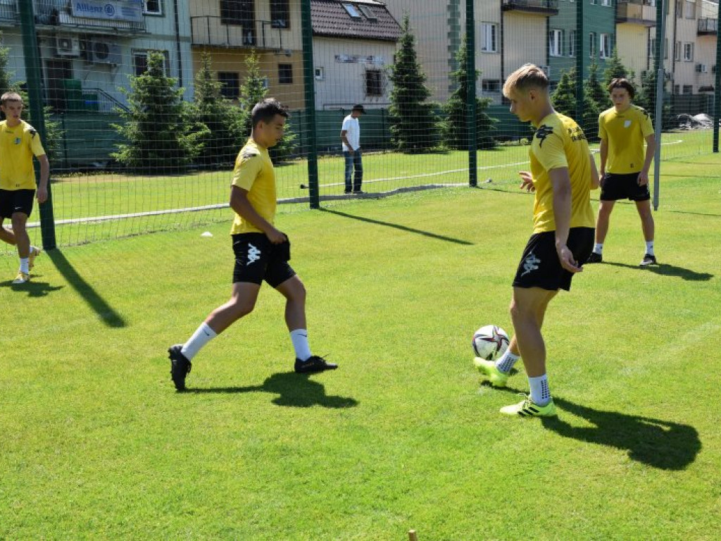 Siarka Tarnobrzeg rozpoczęła już przygotowania do gry w 2 lidze [zdjęcia]
