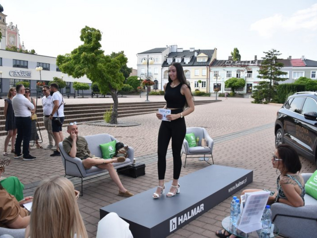 Tarnobrzeski casting na modelki i modeli. Zobaczcie jak było [zdjęcia]