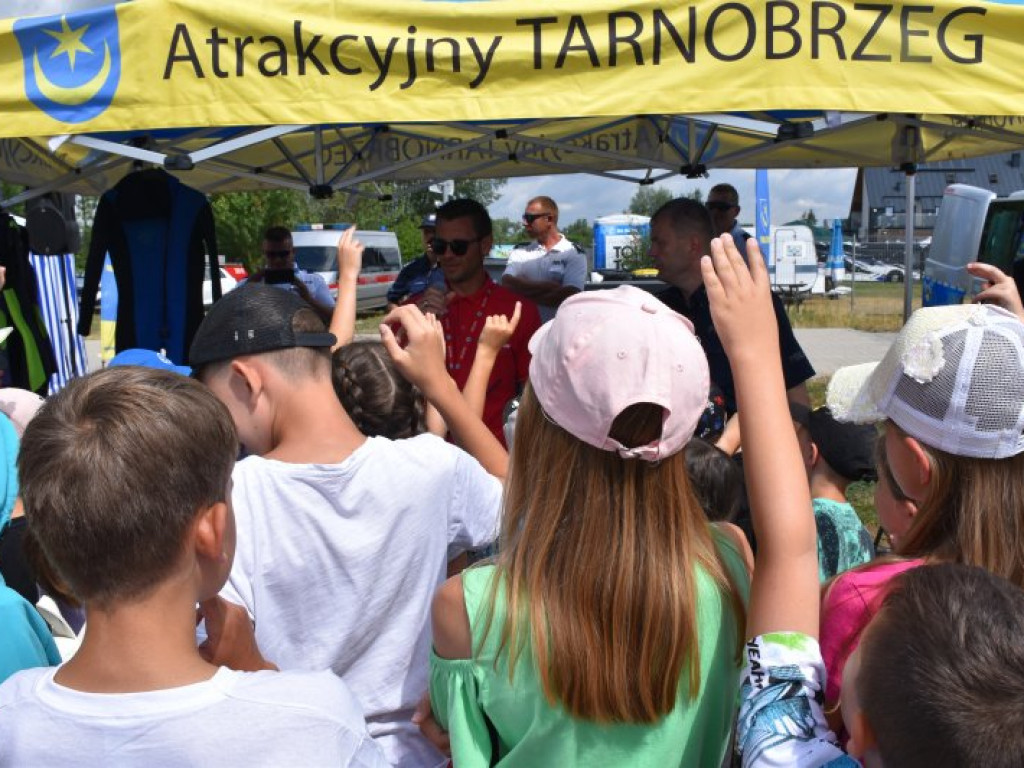 Zobacz akcję ratunkową z udziałem helikoptera nad Jeziorem Tarnobrzeskim [wideo][zdjęcia]