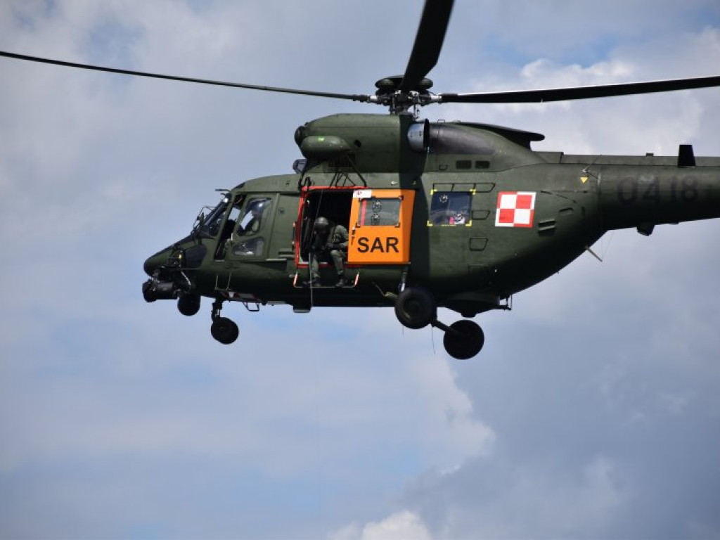 Zobacz akcję ratunkową z udziałem helikoptera nad Jeziorem Tarnobrzeskim [wideo][zdjęcia]