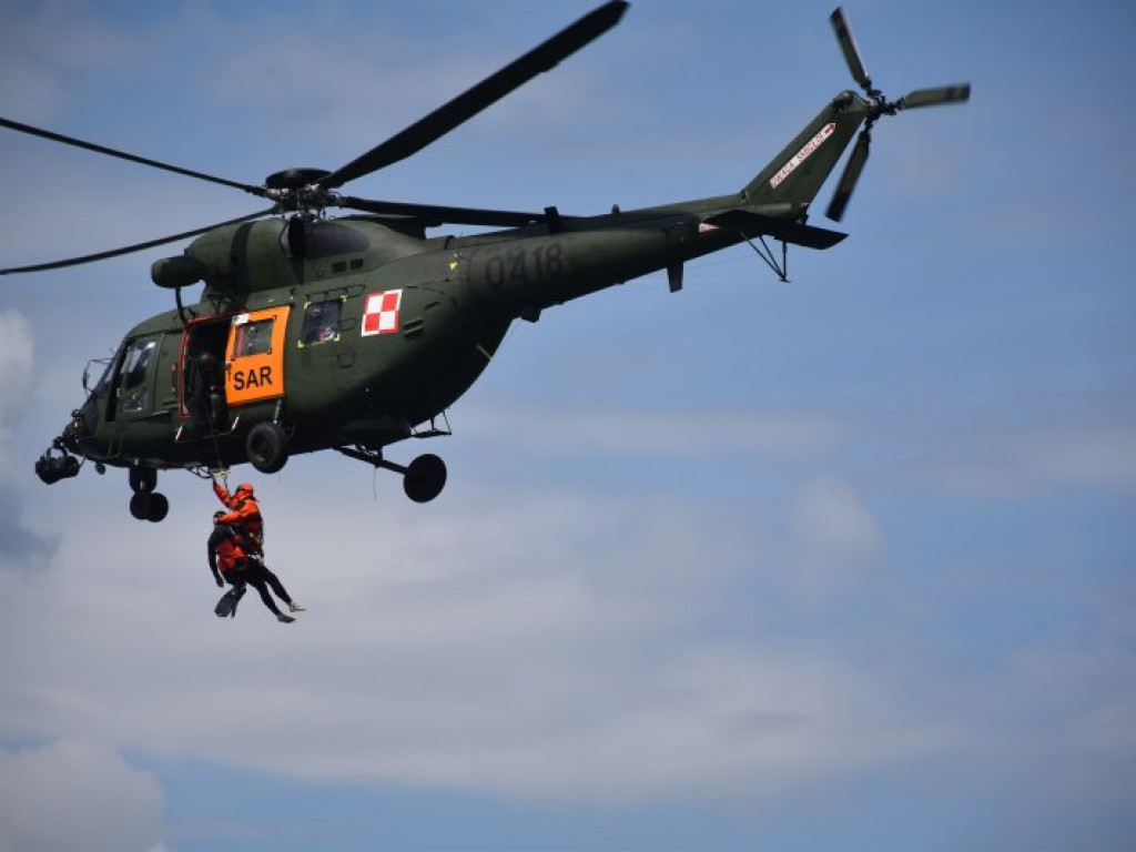 Zobacz akcję ratunkową z udziałem helikoptera nad Jeziorem Tarnobrzeskim [wideo][zdjęcia]