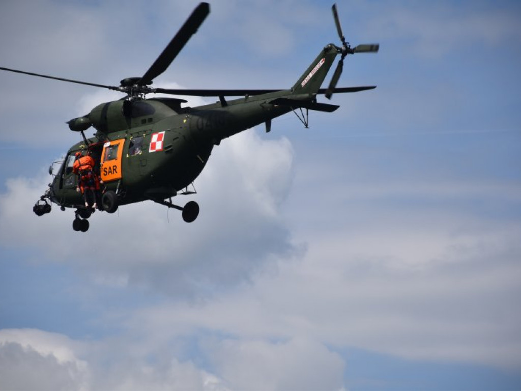 Zobacz akcję ratunkową z udziałem helikoptera nad Jeziorem Tarnobrzeskim [wideo][zdjęcia]