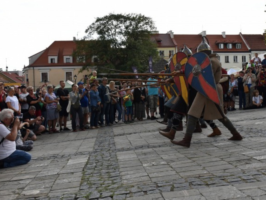 Jarmark Jagielloński z ... Bolesławem Chrobrym. Mnóstwo atrakcji w Sandomierzu [zdjęcia]