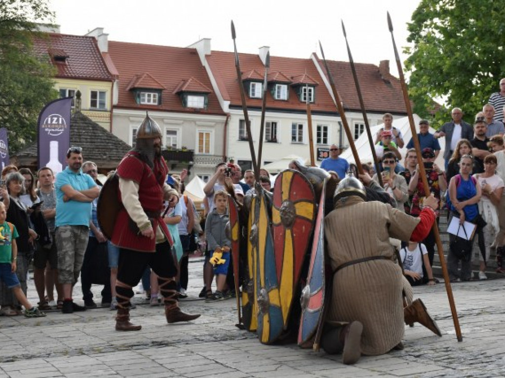 Jarmark Jagielloński z ... Bolesławem Chrobrym. Mnóstwo atrakcji w Sandomierzu [zdjęcia]