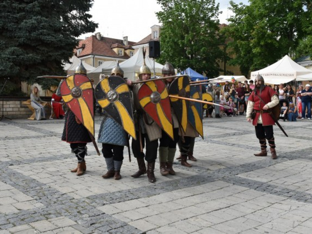 Jarmark Jagielloński z ... Bolesławem Chrobrym. Mnóstwo atrakcji w Sandomierzu [zdjęcia]