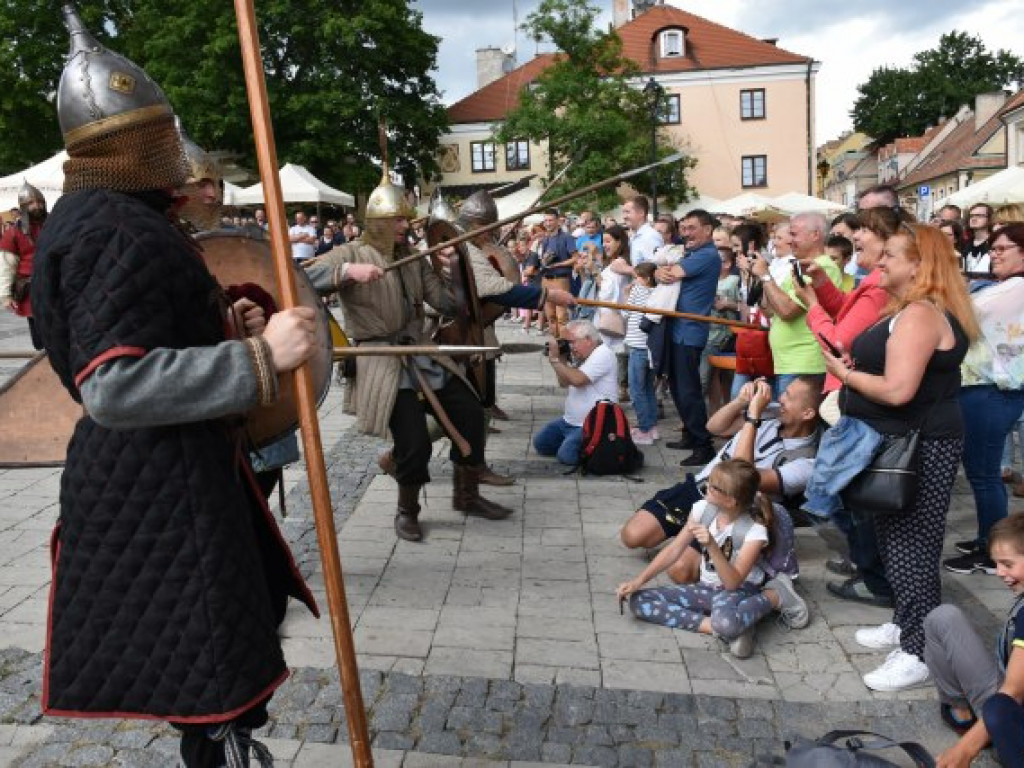 Jarmark Jagielloński z ... Bolesławem Chrobrym. Mnóstwo atrakcji w Sandomierzu [zdjęcia]