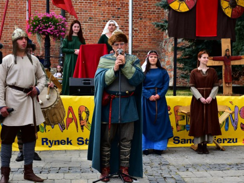 Jarmark Jagielloński z ... Bolesławem Chrobrym. Mnóstwo atrakcji w Sandomierzu [zdjęcia]