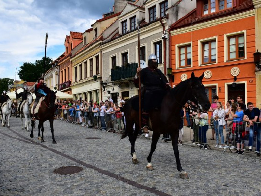 Jarmark Jagielloński z ... Bolesławem Chrobrym. Mnóstwo atrakcji w Sandomierzu [zdjęcia]