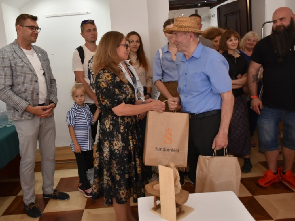 Ruchome zabawki i inne rzeźby Jana Puka na wystawie w Sandomierzu [zdjęcia]