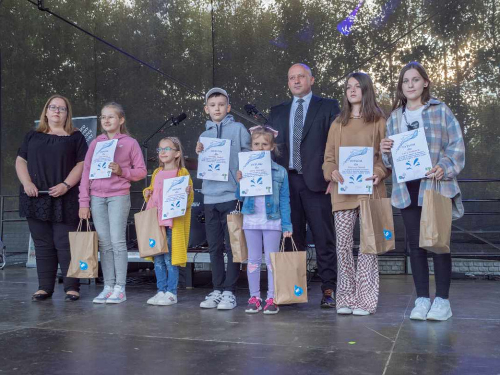 Zespół MIG zrobił furorę na Dniach Osieka. Przy przebojach grupy bawiły się tłumy fanów [zdjęcia]