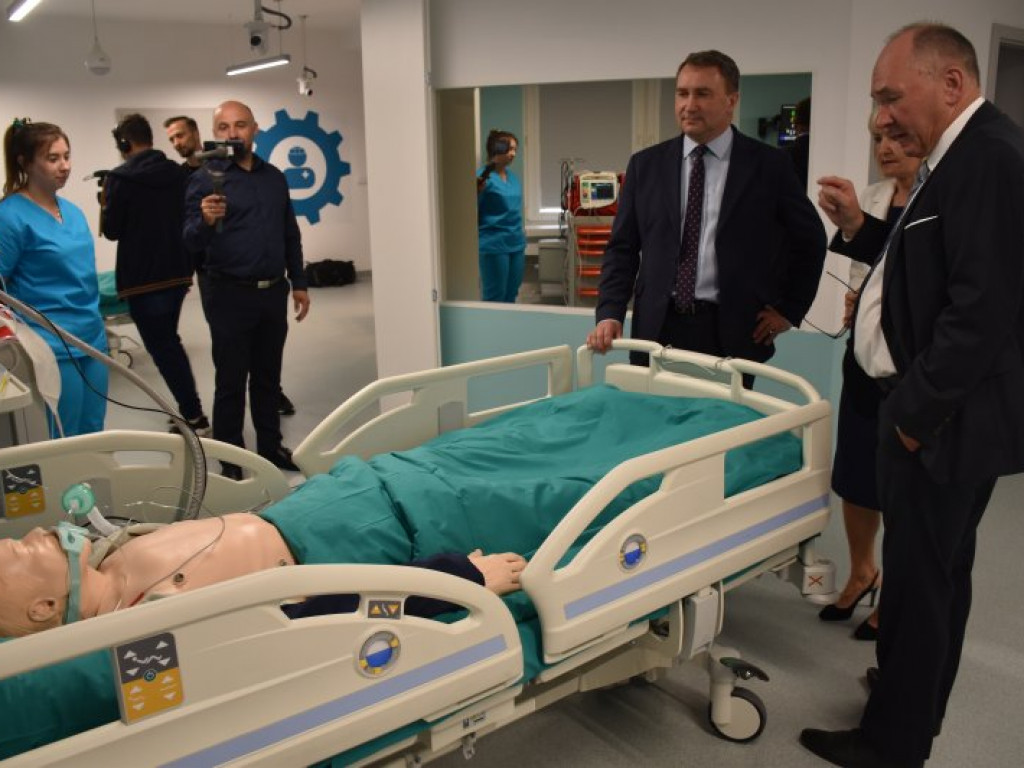 Monoprofilowe Centrum Edukacji Medycznej na PUZ w Tarnobrzegu [zdjęcia]