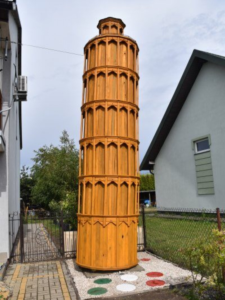 Krzywa Wieża nie tylko w Pizie, lecz także w Jadachach! [Czytaj w gazecie][zdjęcia]