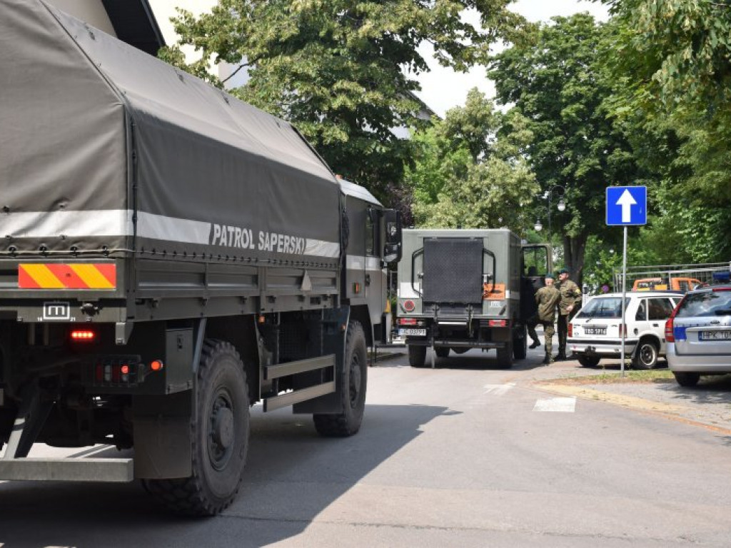 Saperzy zneutralizowali niewybuch znaleziony w centrum Tarnobrzega [zdjęcia]