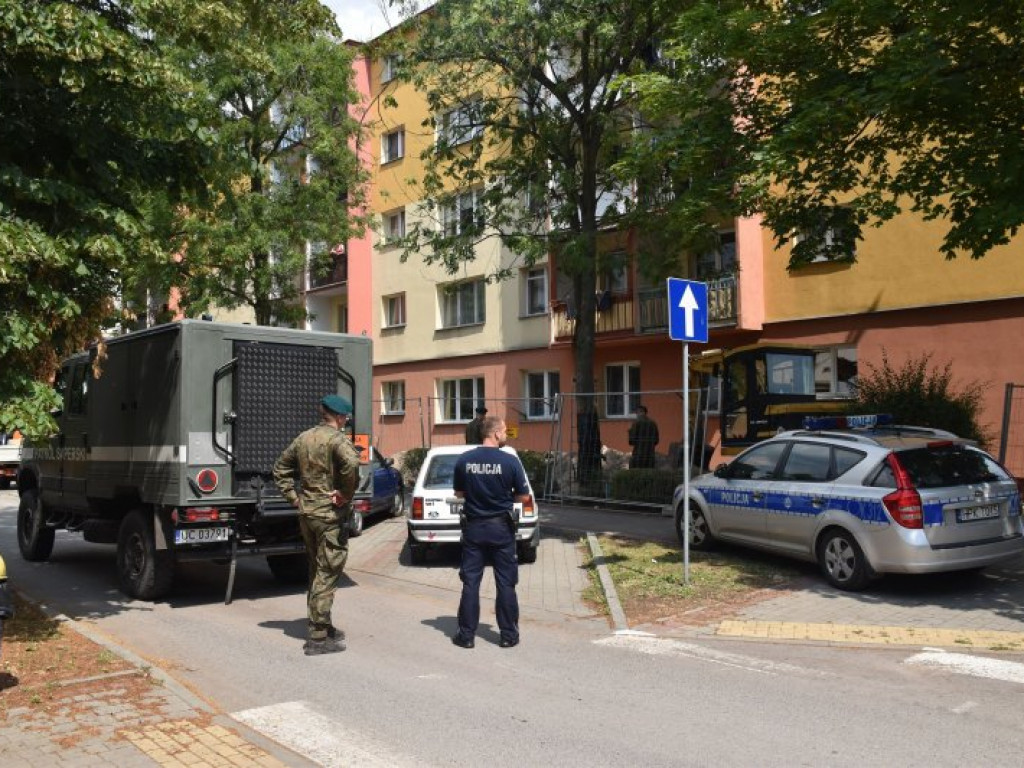 Saperzy zneutralizowali niewybuch znaleziony w centrum Tarnobrzega [zdjęcia]