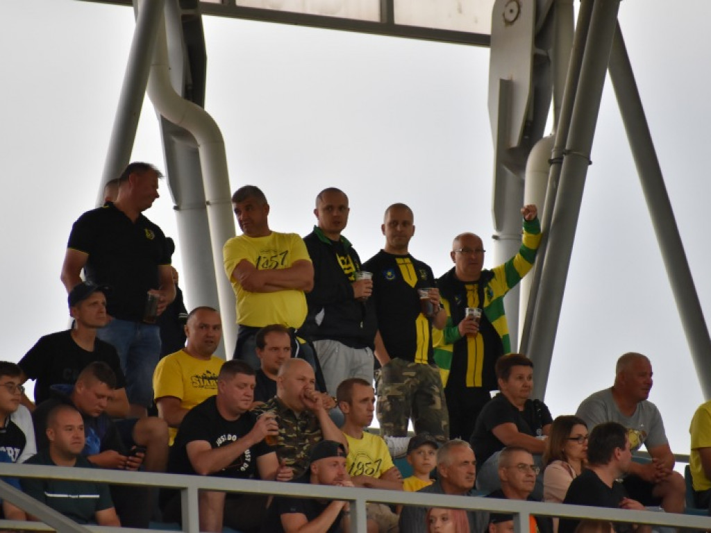 Zobacz zdjęcia z trybun z meczu Siarka Tarnobrzeg- Znicz Pruszków