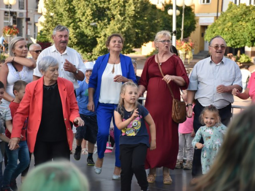 Tarnobrzeg się bawił! Za nami druga potańcówka na rynku [zdjęcia]