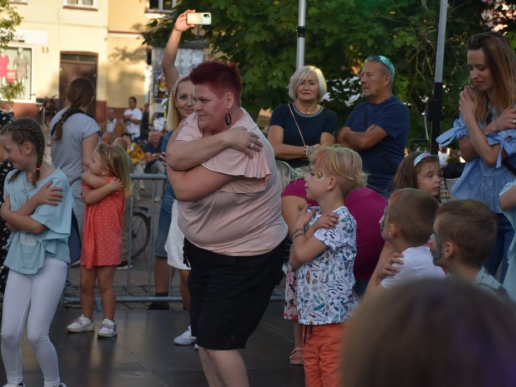 Tarnobrzeg się bawił! Za nami druga potańcówka na rynku [zdjęcia]