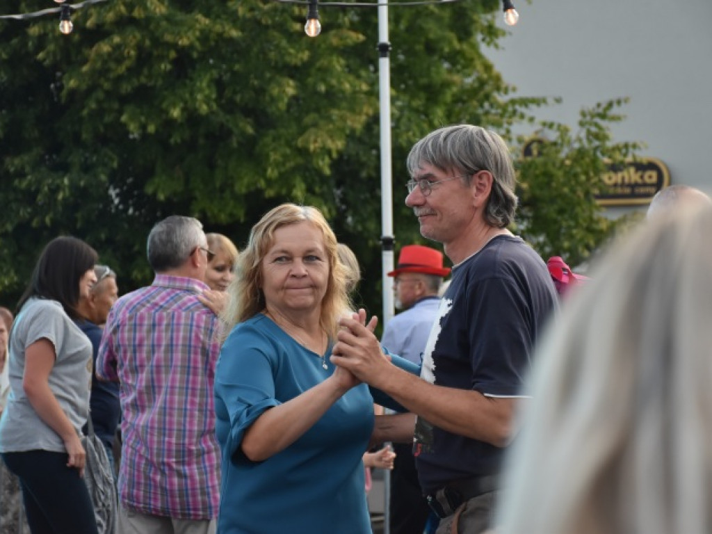 Tarnobrzeg się bawił! Za nami druga potańcówka na rynku [zdjęcia]
