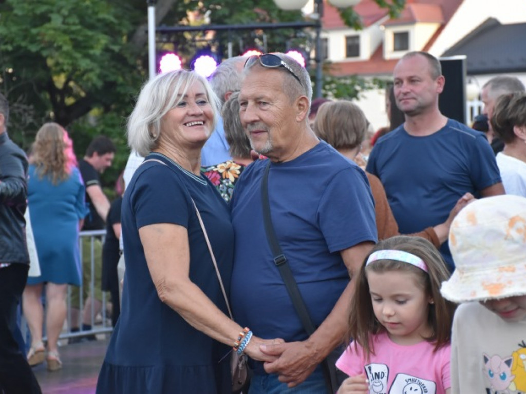 Tarnobrzeg się bawił! Za nami druga potańcówka na rynku [zdjęcia]