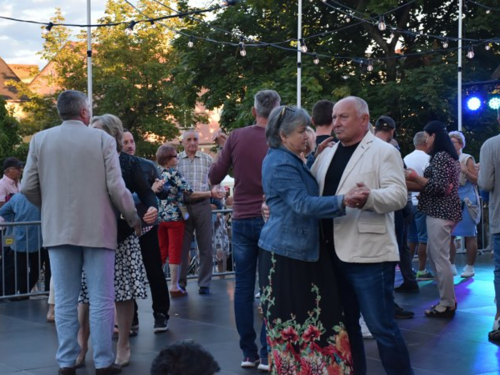 Tarnobrzeg się bawił! Za nami druga potańcówka na rynku [zdjęcia]