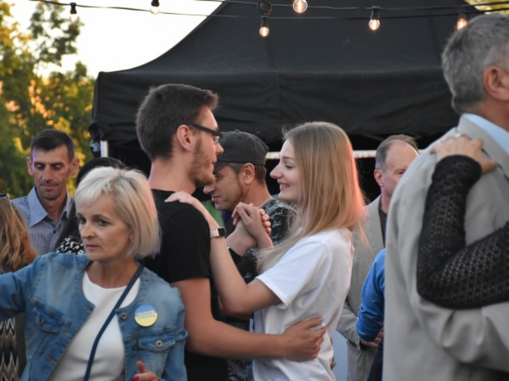 Tarnobrzeg się bawił! Za nami druga potańcówka na rynku [zdjęcia]