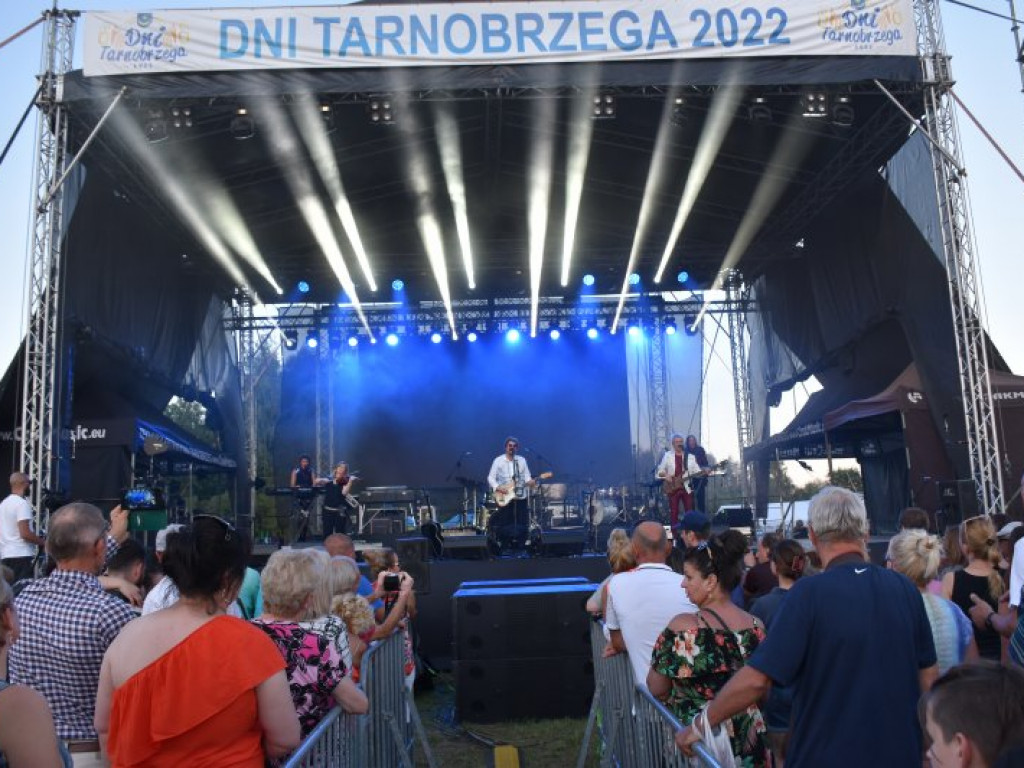 Dni Tarnobrzega 2022. Dwie wielkie gwiazdy na koniec święta miasta [zdjęcia]