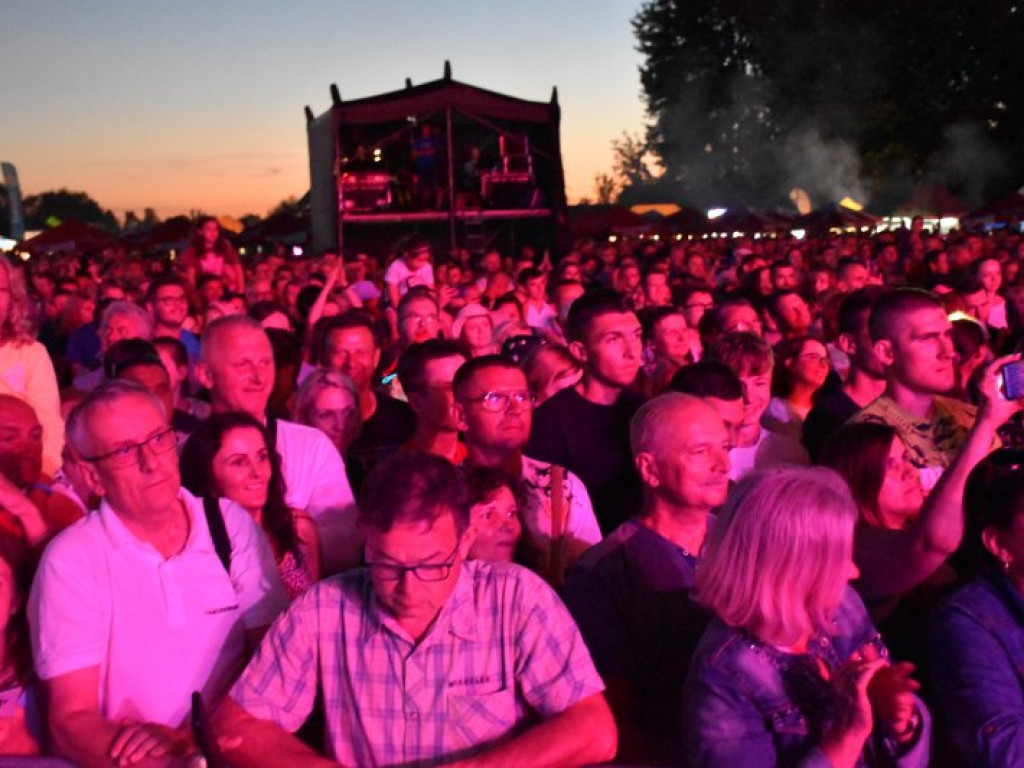 Dni Tarnobrzega 2022. Dwie wielkie gwiazdy na koniec święta miasta [zdjęcia]