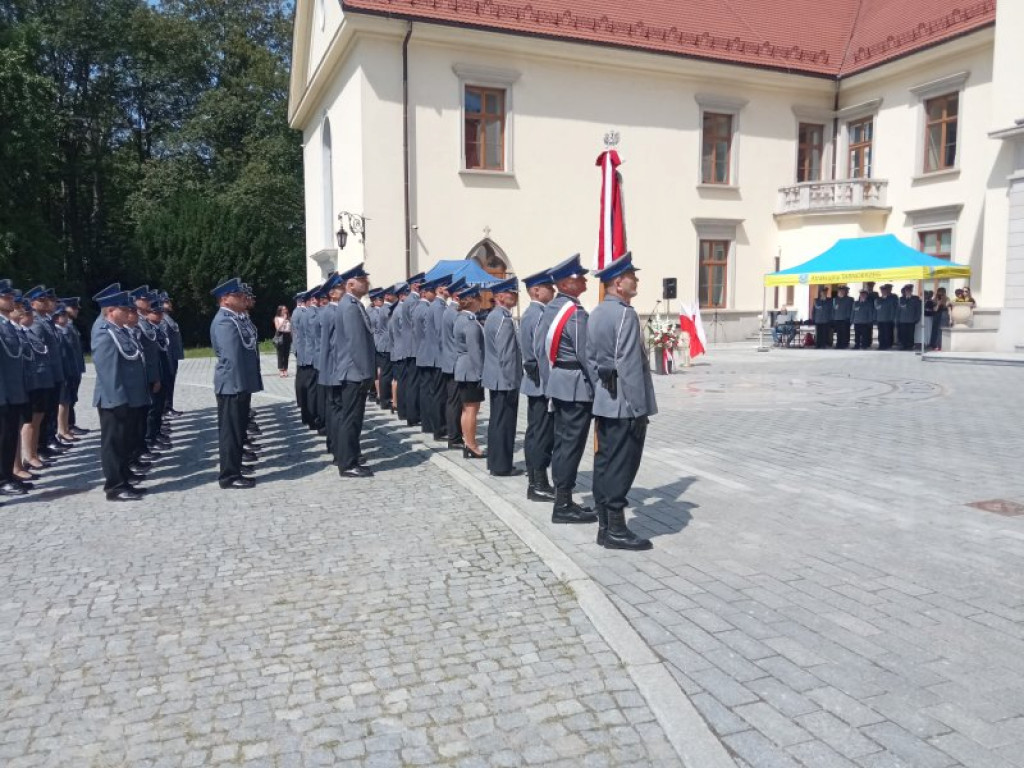 Tarnobrzeska policja świętuje. Deszcz awansów i odznaczeń [zdjęcia]