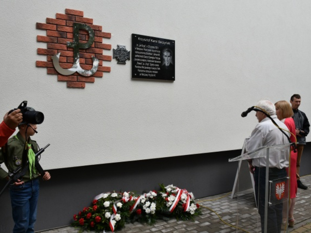 Sandomierzanie uczcili Krzysztofa Kamila Baczyńskiego i innych powstańców warszawskich [zdjęcia]