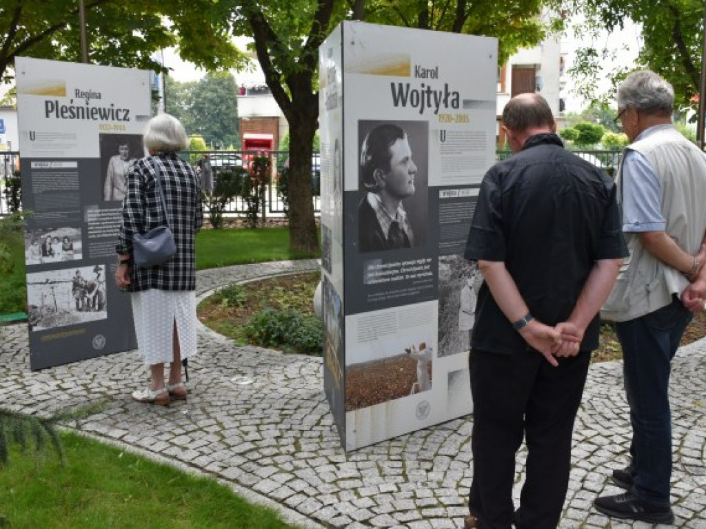 Sandomierzanie uczcili Krzysztofa Kamila Baczyńskiego i innych powstańców warszawskich [zdjęcia]