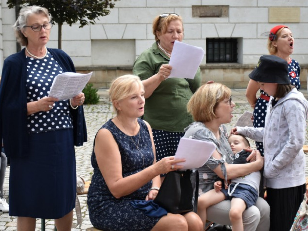 Zaśpiewali dla bohaterów akcji 