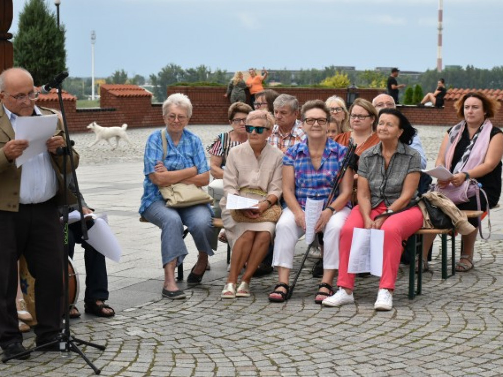 Zaśpiewali dla bohaterów akcji 