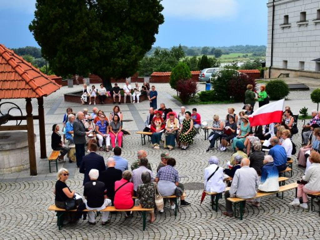 Zaśpiewali dla bohaterów akcji 
