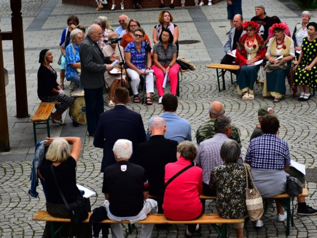 Zaśpiewali dla bohaterów akcji 