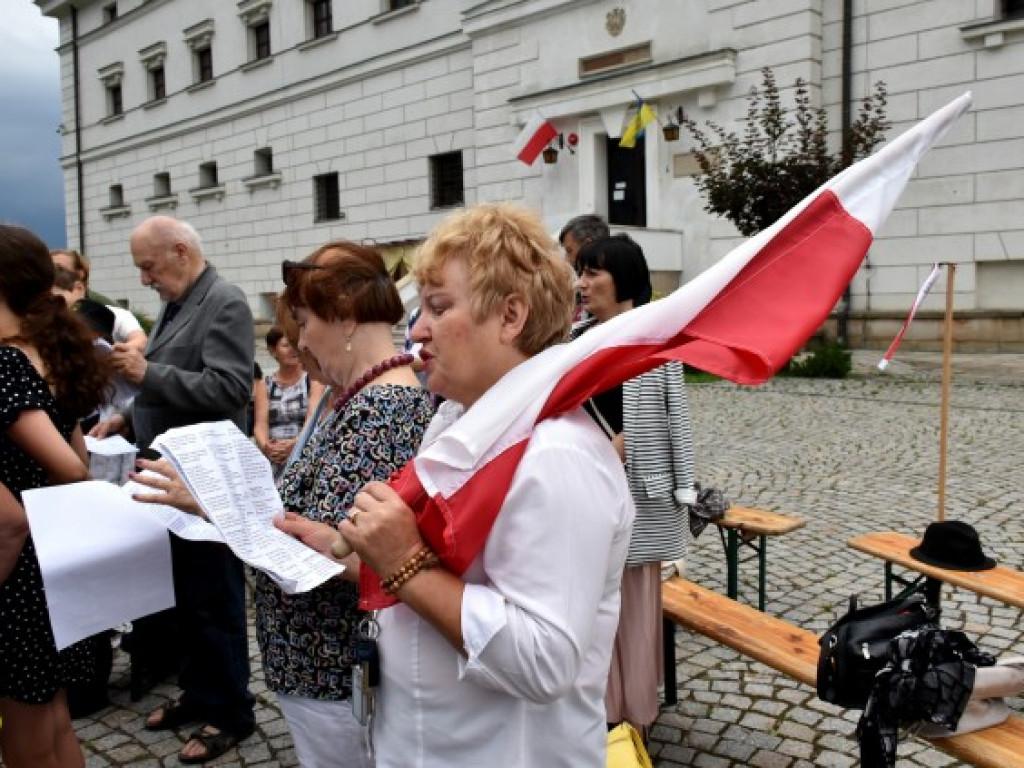 Zaśpiewali dla bohaterów akcji 