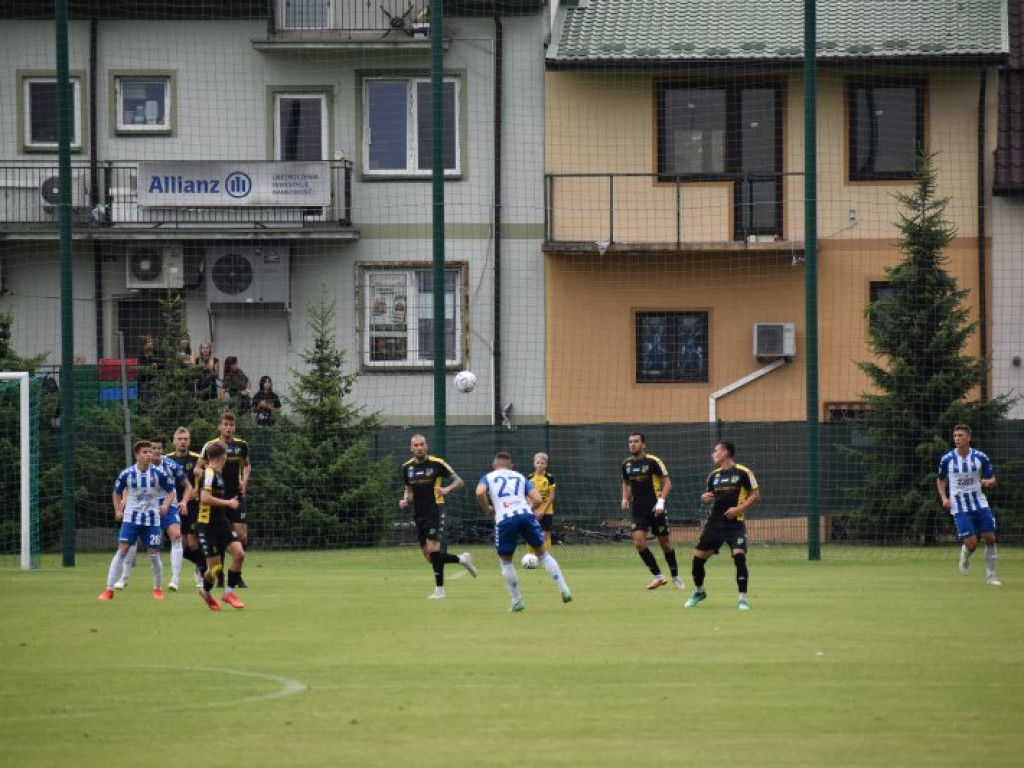 Siarka Tarnobrzeg - Wisła Puławy 2-4. Pierwsza porażka tarnobrzeżan w 2 lidze [zdjęcia]