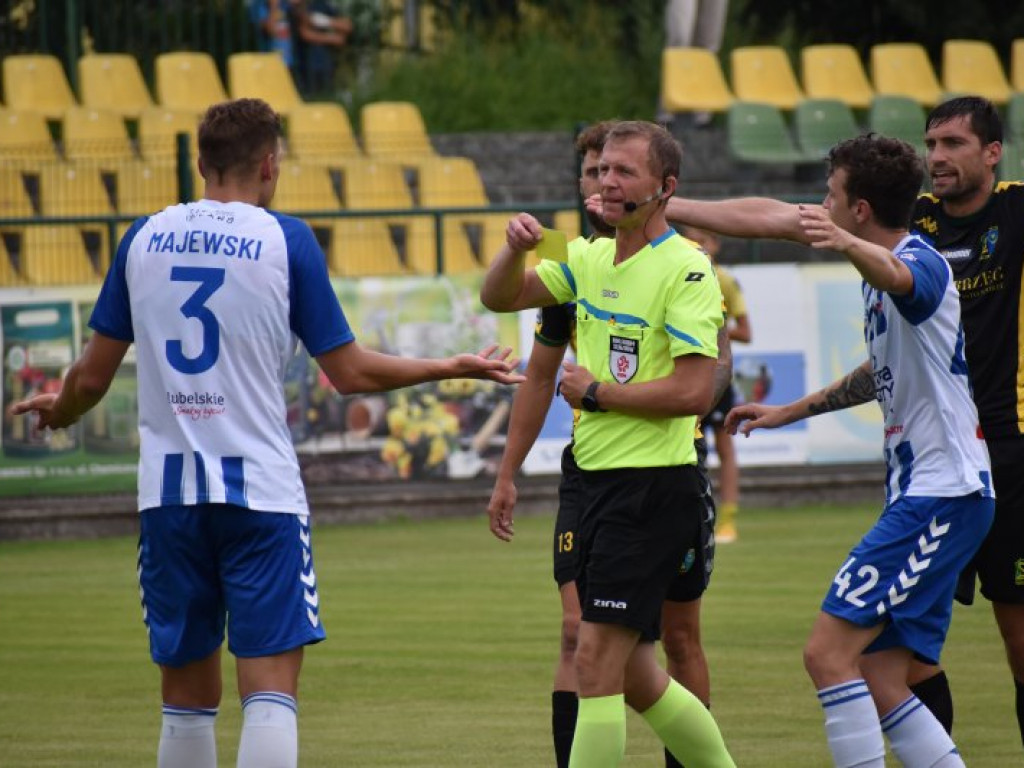 Siarka Tarnobrzeg - Wisła Puławy 2-4. Pierwsza porażka tarnobrzeżan w 2 lidze [zdjęcia]