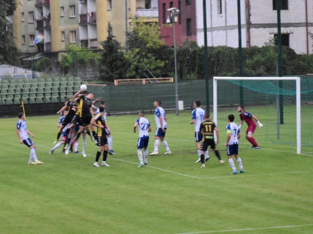 Siarka Tarnobrzeg - Wisła Puławy 2-4. Pierwsza porażka tarnobrzeżan w 2 lidze [zdjęcia]