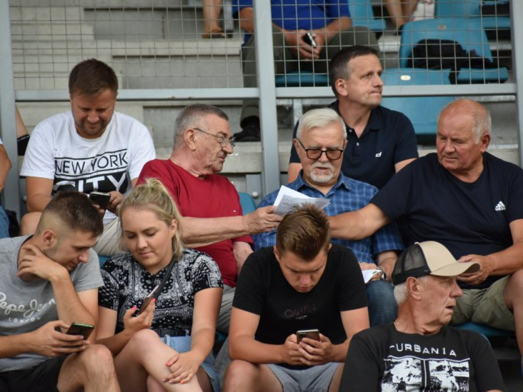 Zobacz zdjęcia z trybun meczu Siarka Tarnobrzeg - Wisła Puławy [zdjęcia]