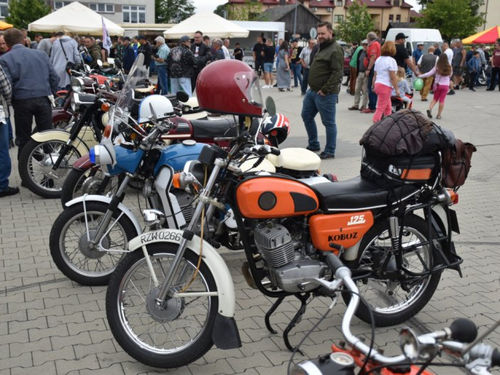 Zlot zabytkowych motocykli w Grębowie [zdjęcia]