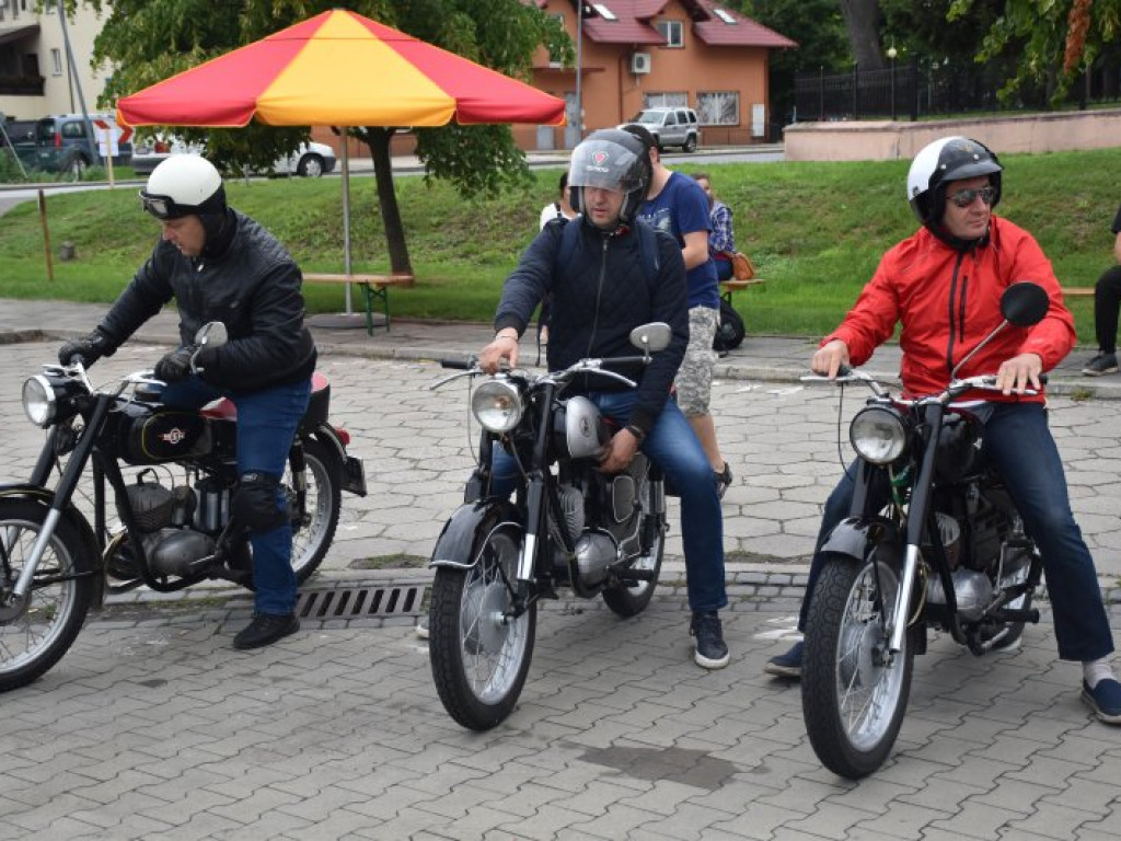 Zlot zabytkowych motocykli w Grębowie [zdjęcia]