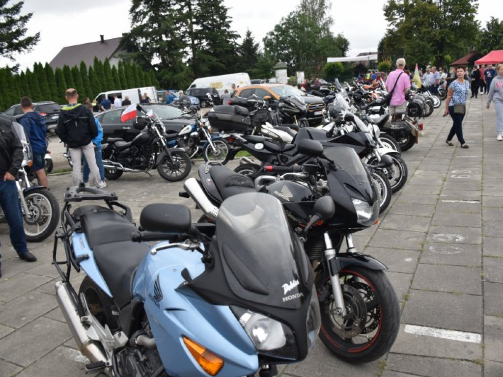Zlot zabytkowych motocykli w Grębowie [zdjęcia]